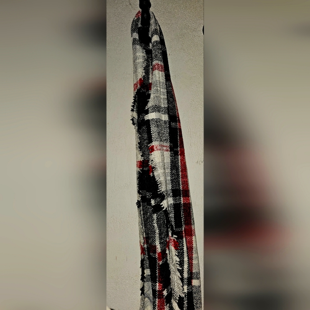 Plaid scarf